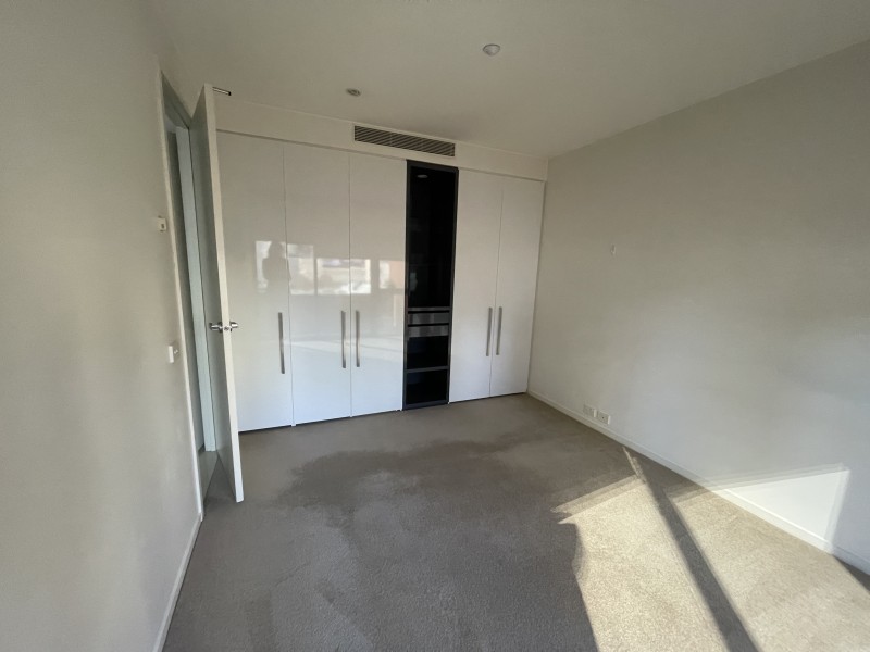 71/8 Cook Street, Southbank VIC 3006