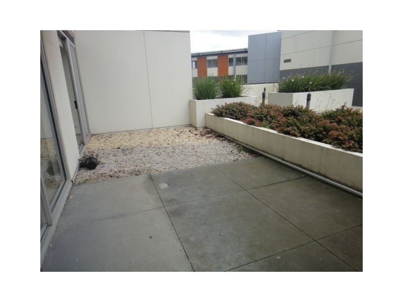 212/60 Speakmen Street, Kensington VIC 3031