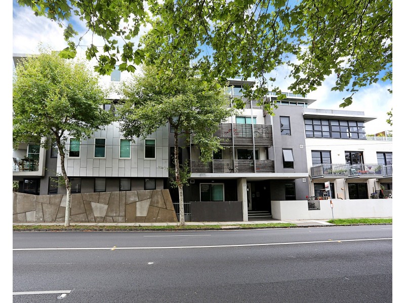 4/220 Barkly Street, St Kilda VIC 3182