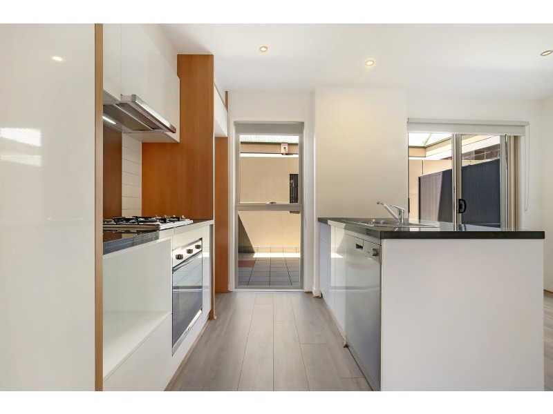 31/80 Trenerry Crescent, Abbotsford VIC 3067