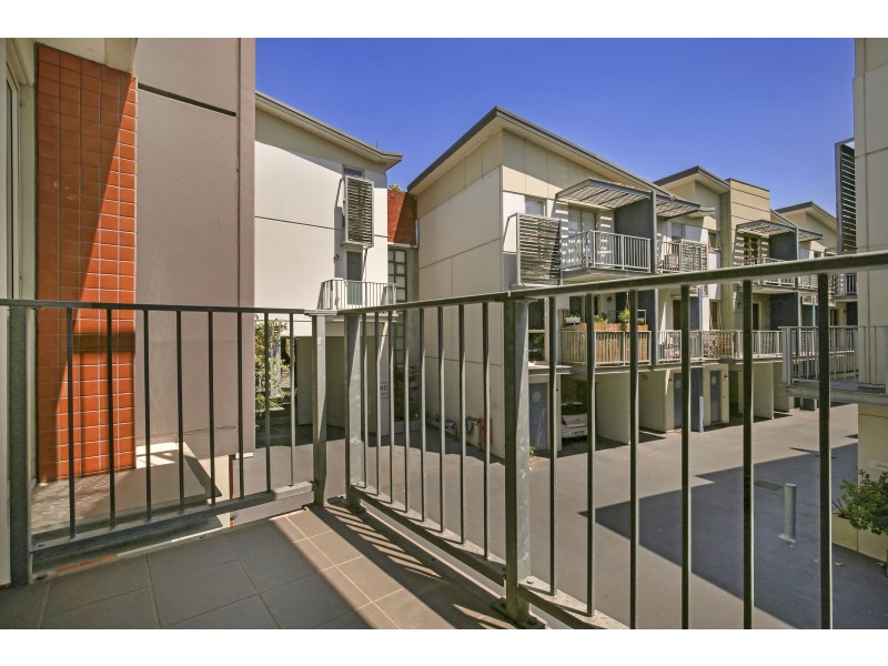 31/80 Trenerry Crescent, Abbotsford VIC 3067