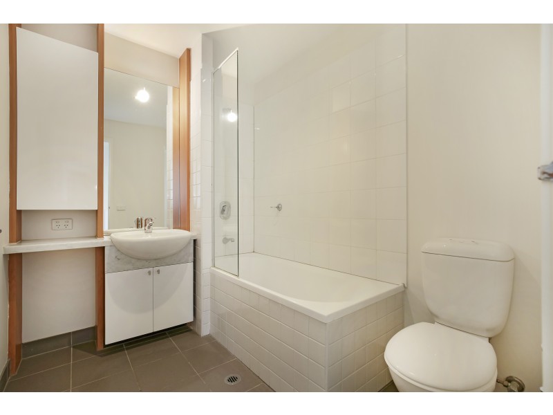 31/80 Trenerry Crescent, Abbotsford VIC 3067