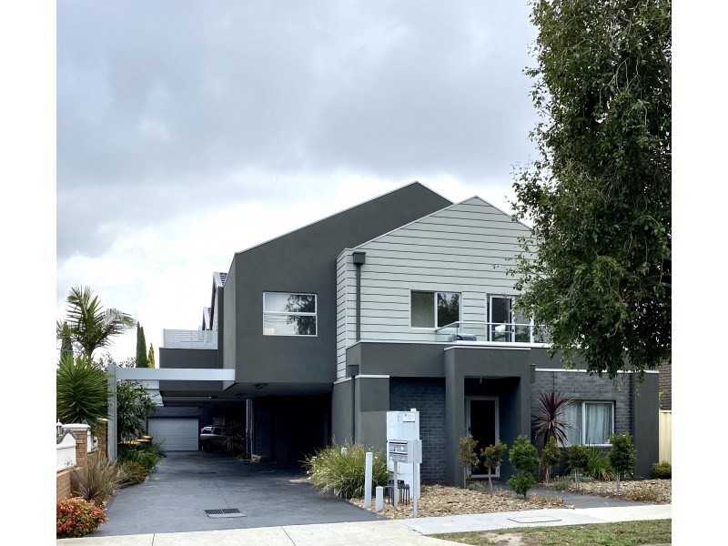 2/98 Normanby Avenue, Thornbury VIC 3071