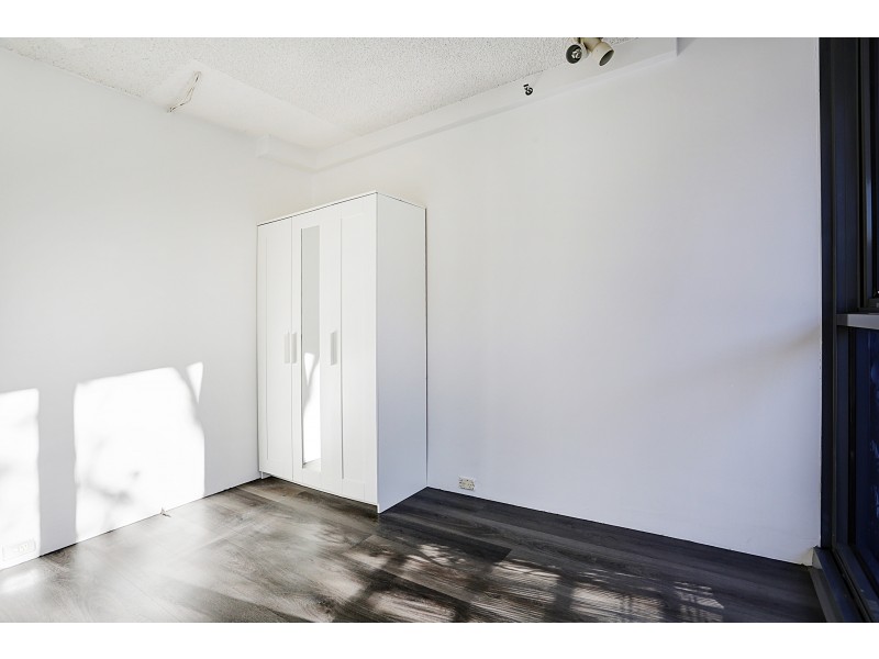 206/81 Queens Road, Melbourne VIC 3004