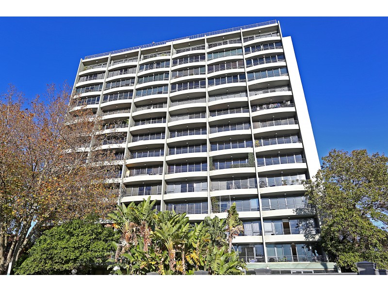 206/81 Queens Road, Melbourne VIC 3004