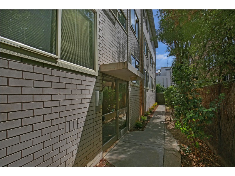 9/126 Albert Street, East Melbourne VIC 3002