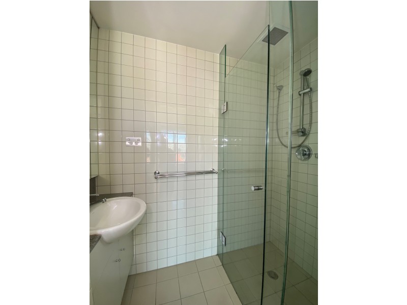 112/1 Queensberry Street, Carlton South VIC 3053