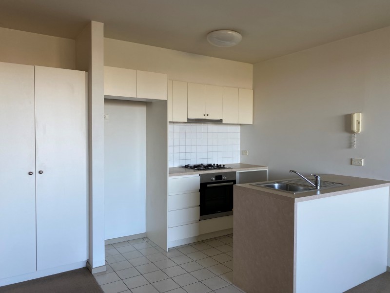 404/60 Speakmen Street, Kensington VIC 3031