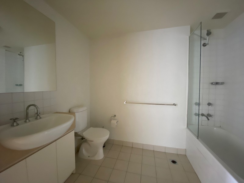 404/60 Speakmen Street, Kensington VIC 3031