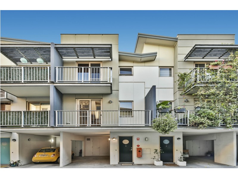 10/84 Trenerry Crescent, Abbotsford VIC 3067