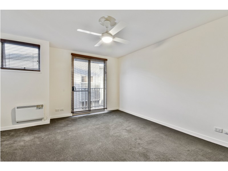 10/84 Trenerry Crescent, Abbotsford VIC 3067