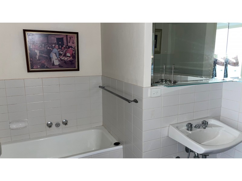 102/15 Collins Street, Melbourne VIC 3000