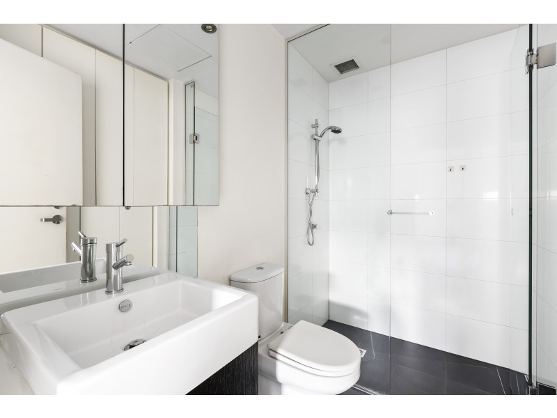 301/1 Encounter Way, Docklands VIC 3008