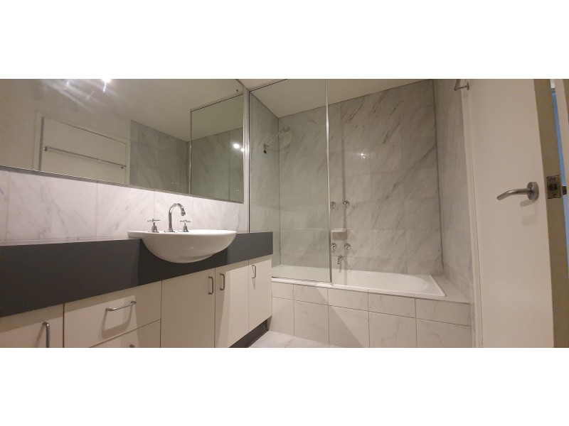 4/40 Webb Lane, East Melbourne VIC 3002