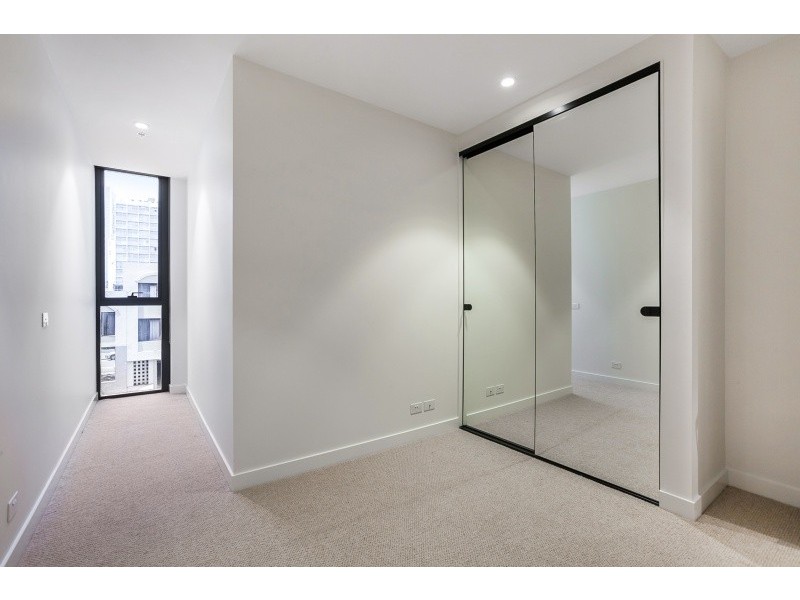 2211/130-152 Dudley Street, West Melbourne VIC 3003