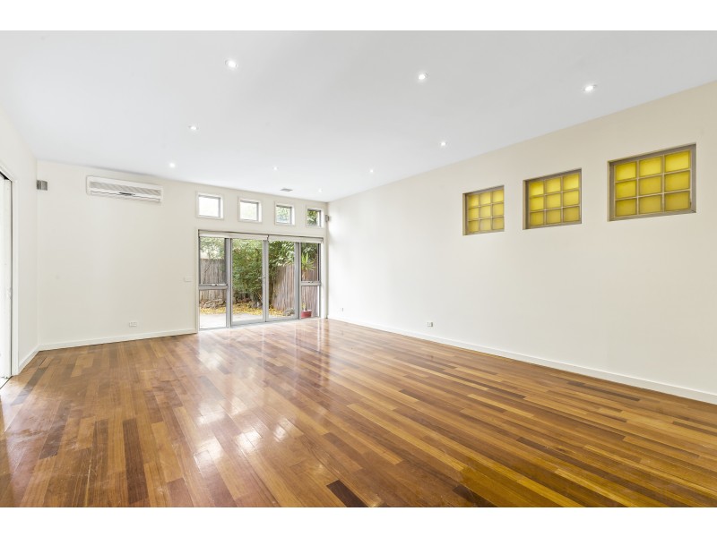 29 Wakefield Street, Kensington VIC 3031