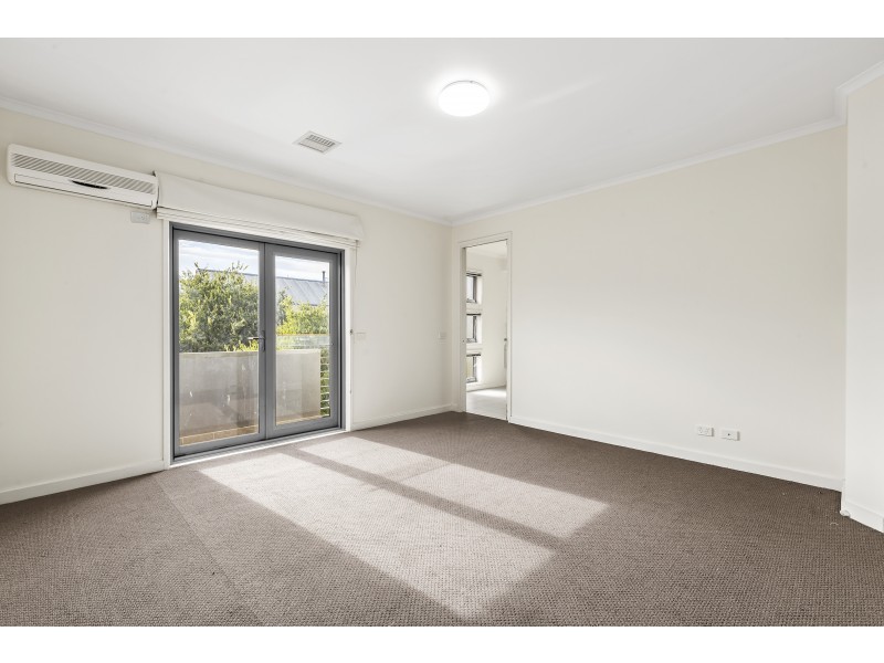 29 Wakefield Street, Kensington VIC 3031