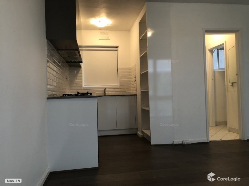 3/84 Beaconsfield Parade, Albert Park VIC 3206