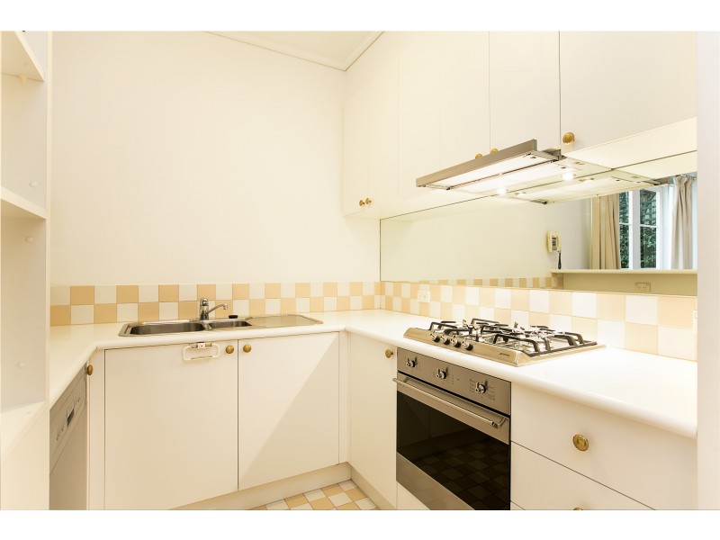 5 Cromwell Place, South Yarra VIC 3141