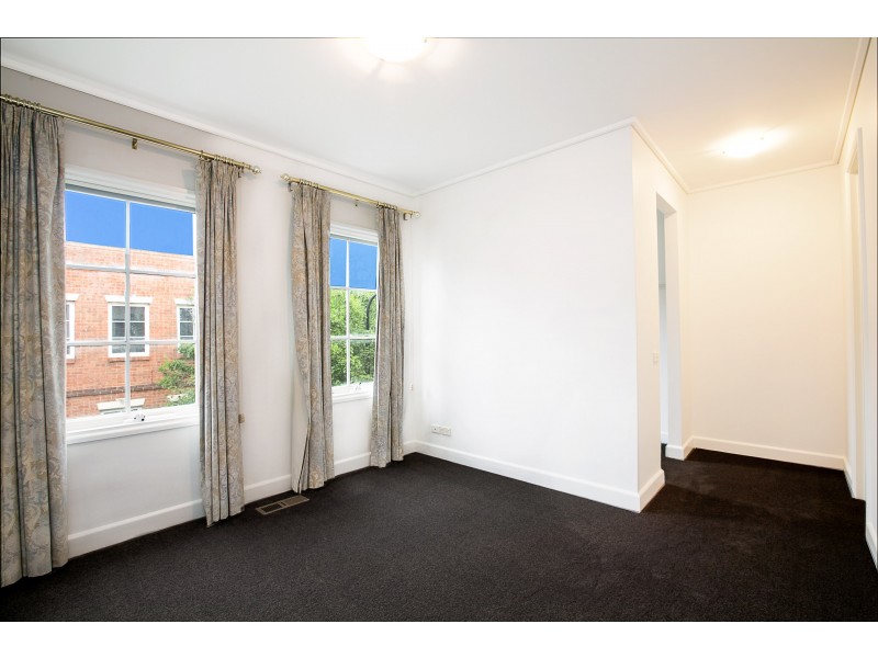 5 Cromwell Place, South Yarra VIC 3141