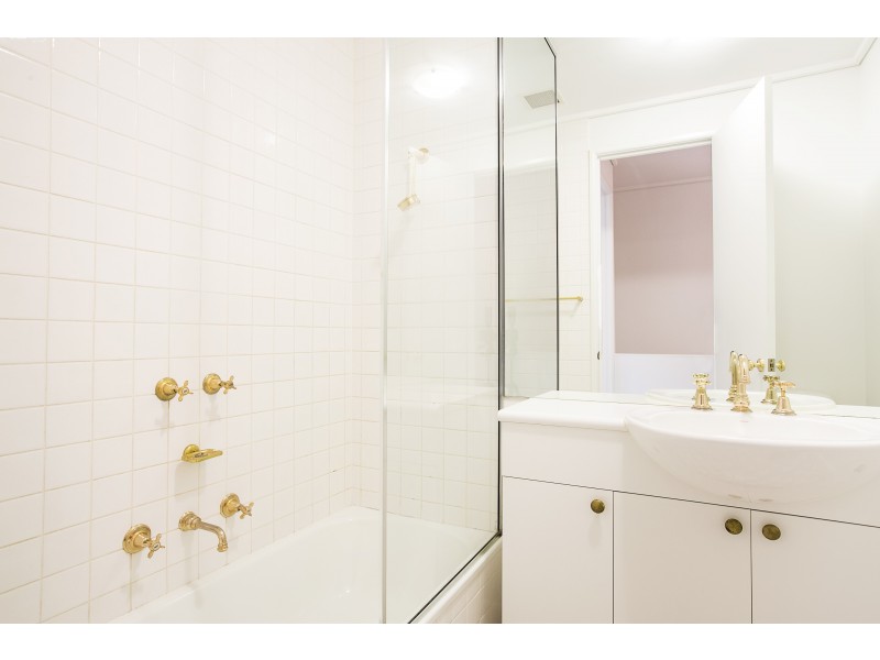 5 Cromwell Place, South Yarra VIC 3141