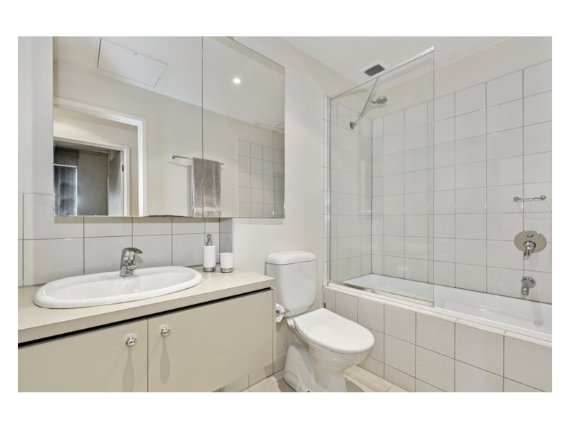 205/33 Wreckyn Street, North Melbourne VIC 3051