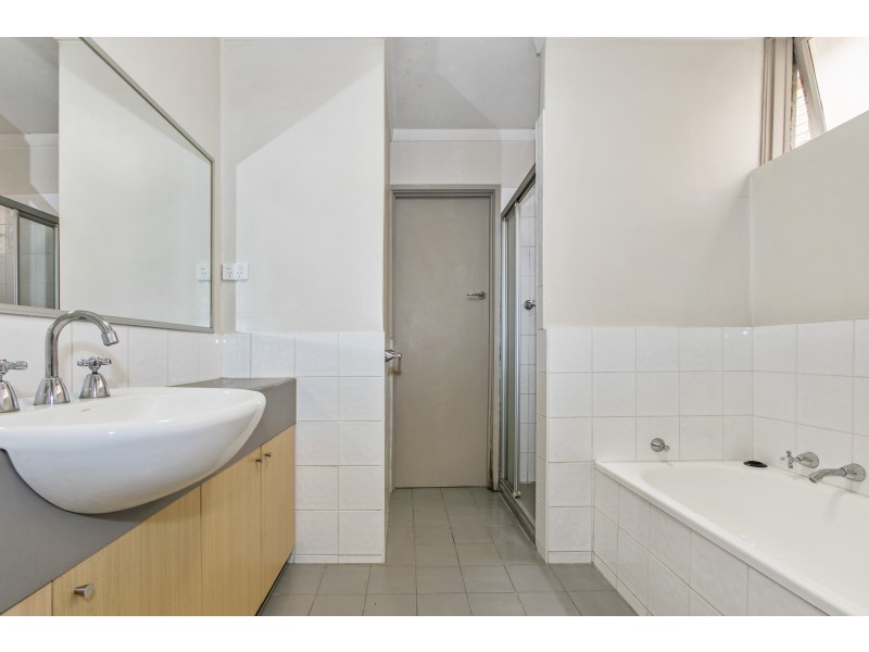 4/1-3 Kooyong Road, Armadale VIC 3143