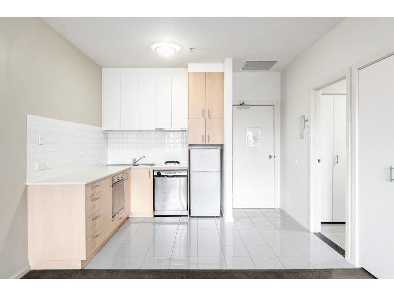 1913/250 Elizabeth Street, Melbourne VIC 3000