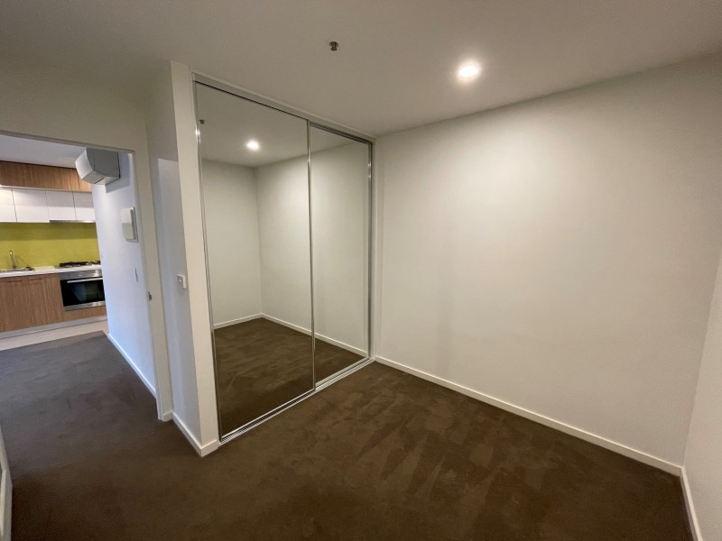 2201/5 Sutherland Street, Melbourne VIC 3000