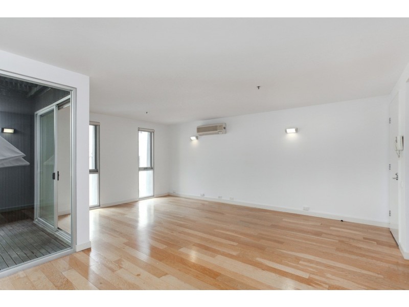 6/4-10 Bank Place, Melbourne VIC 3000