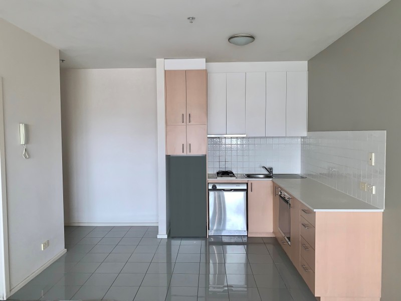 1208/250 Elizabeth Street, Melbourne VIC 3000