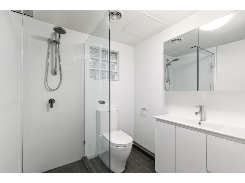 202/118 Franklin Street, Melbourne VIC 3000