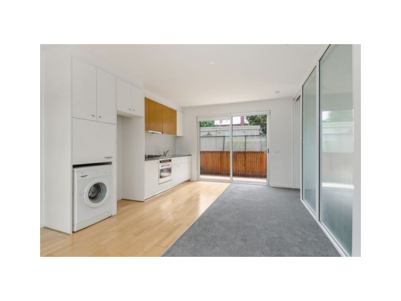 110/166 Wellington Parade, East Melbourne VIC 3002