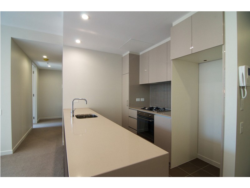 315/70 Queens Road, Melbourne VIC 3000