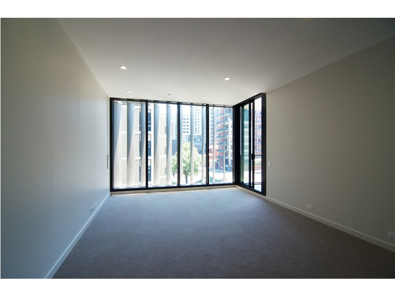 315/70 Queens Road, Melbourne VIC 3000