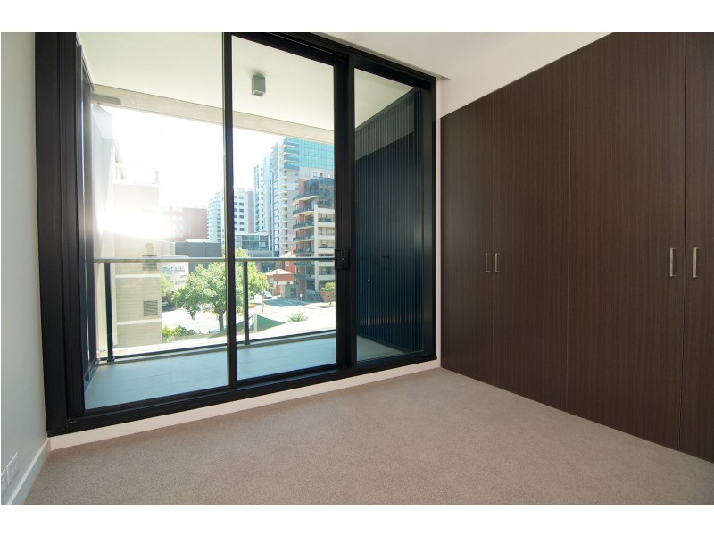 315/70 Queens Road, Melbourne VIC 3000