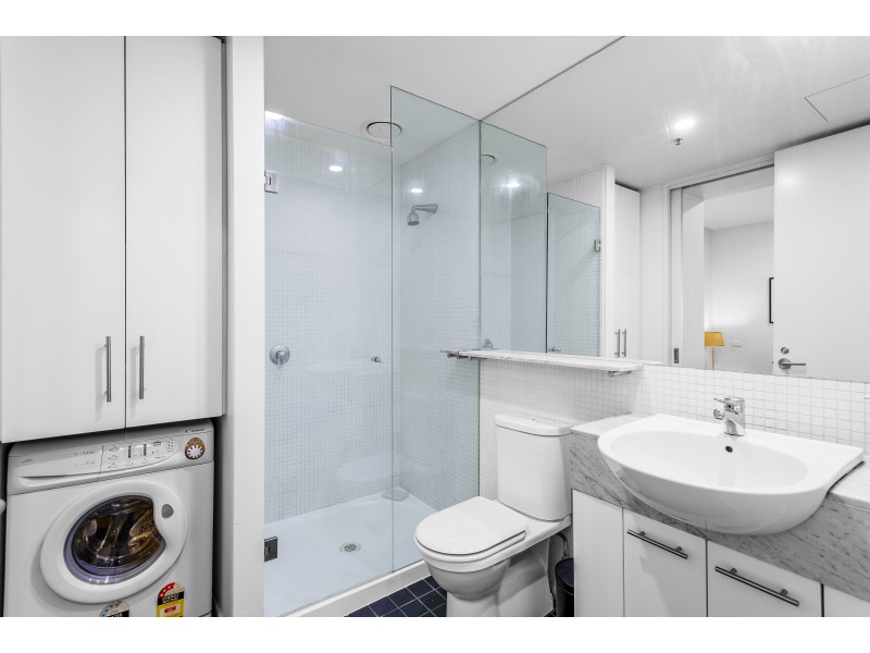 1011/225 Elizabeth Street, Melbourne VIC 3000