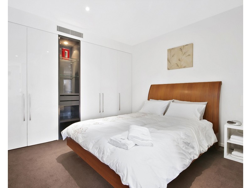 1409/7 Riverside Quay, Southbank VIC 3006