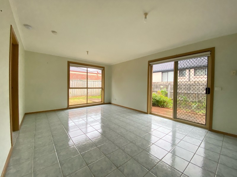 2/2 Hyperno Court, Keilor Downs VIC 3038