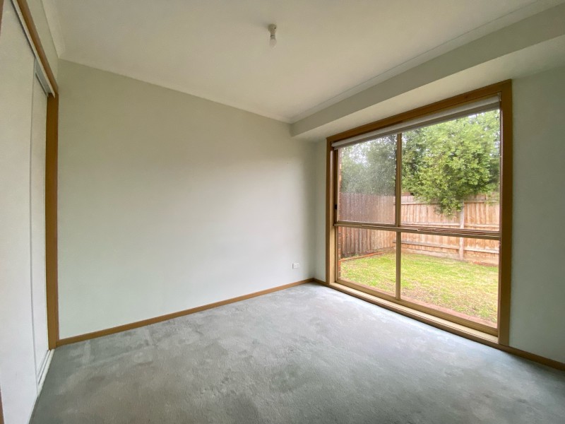 2/2 Hyperno Court, Keilor Downs VIC 3038