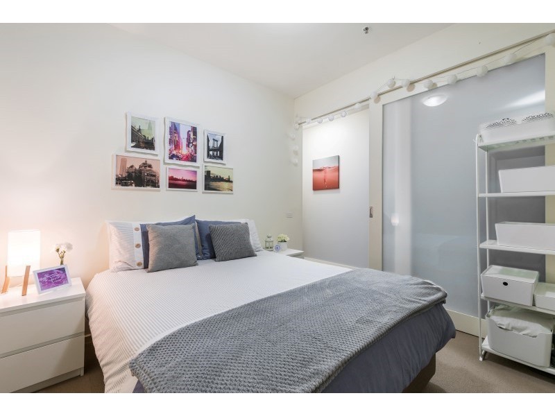 912/25 Therry Street, Melbourne VIC 3000