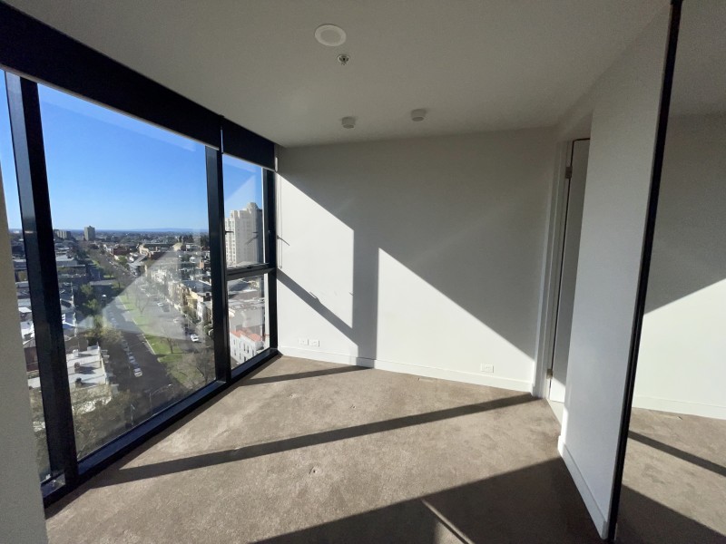1303/33 Mackenzie Street, Melbourne VIC 3000