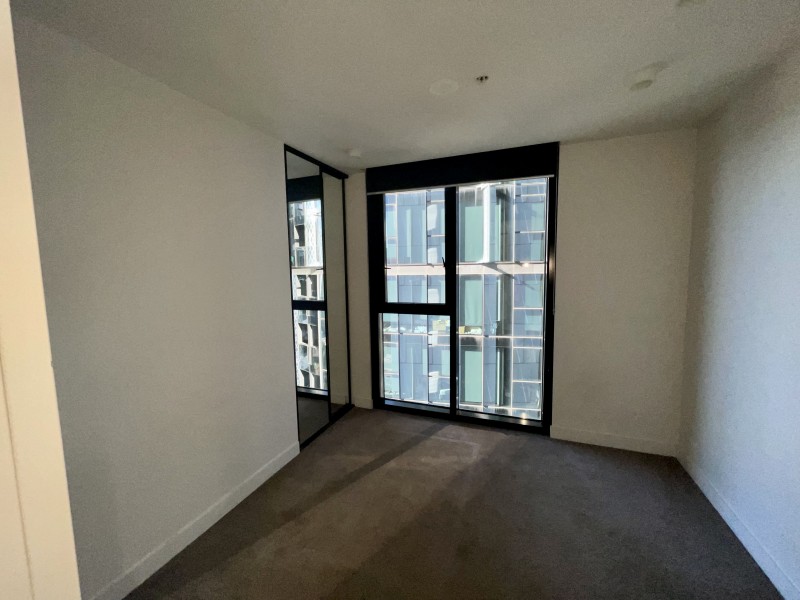 1303/33 Mackenzie Street, Melbourne VIC 3000