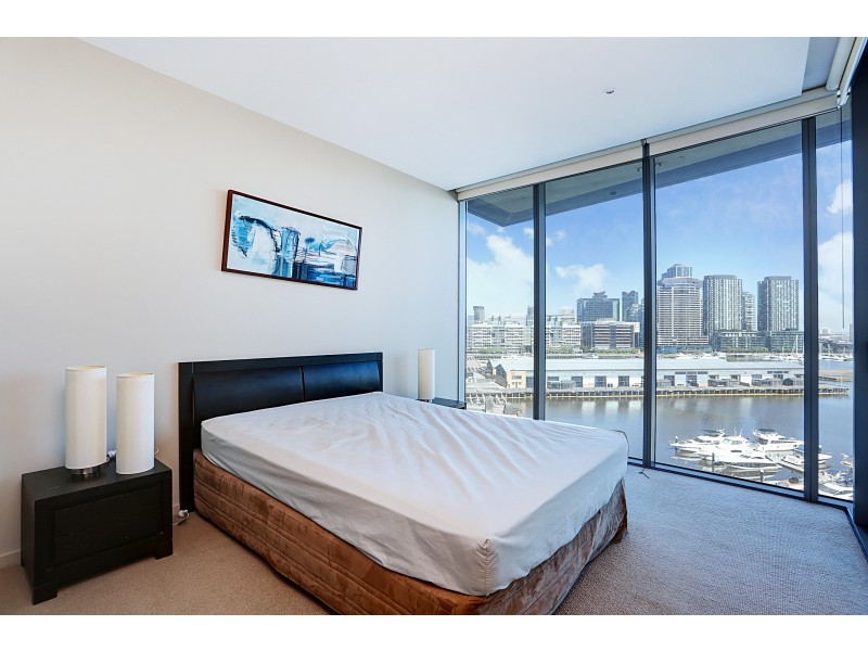 802/2 New Quay Promenade, Docklands VIC 3008