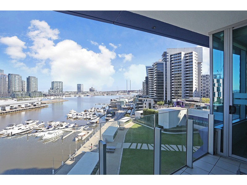 802/2 New Quay Promenade, Docklands VIC 3008