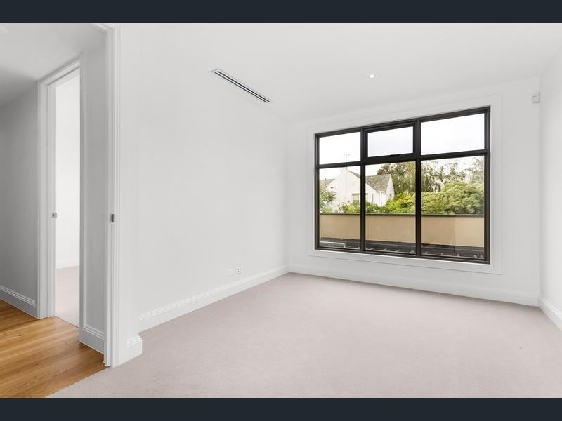 9/17A Martin Street, Brighton VIC 3186