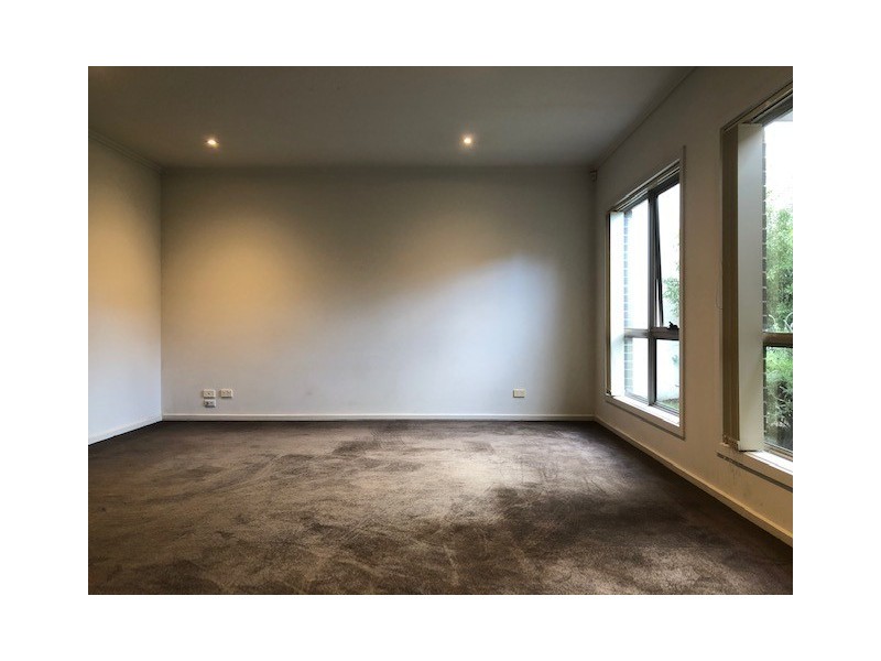 4 Sauvage Street, Parkville VIC 3052