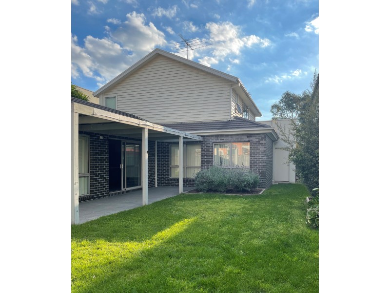 4 Sauvage Street, Parkville VIC 3052