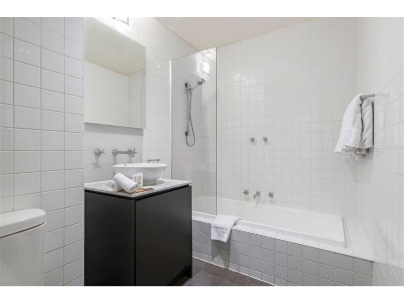 708/233 Collins Street, Melbourne VIC 3000