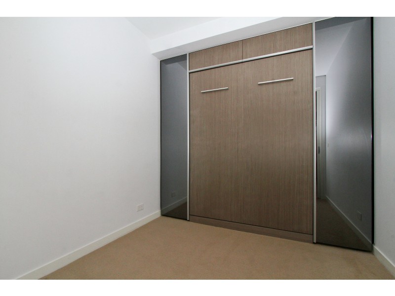 2114/50 Albert Road, South Melbourne VIC 3205